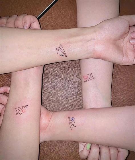 tatuajes de hermanos|30 tatuajes para hermanas y hermanos unidos: ideas。